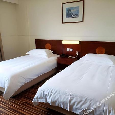 Jinjiang Inn Shanghai North Bund Yangpu Bridge Branch Exterior foto